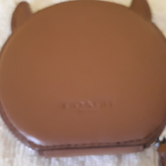 Cute Coach Coin Purse-SOLD! - Picture 2 of 2